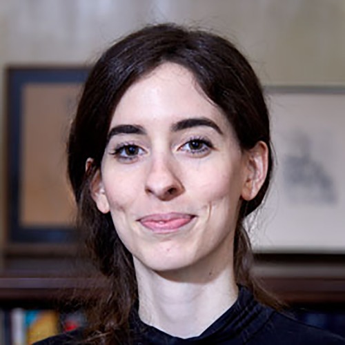 Headshot of Carmen Urbita Ibarreta